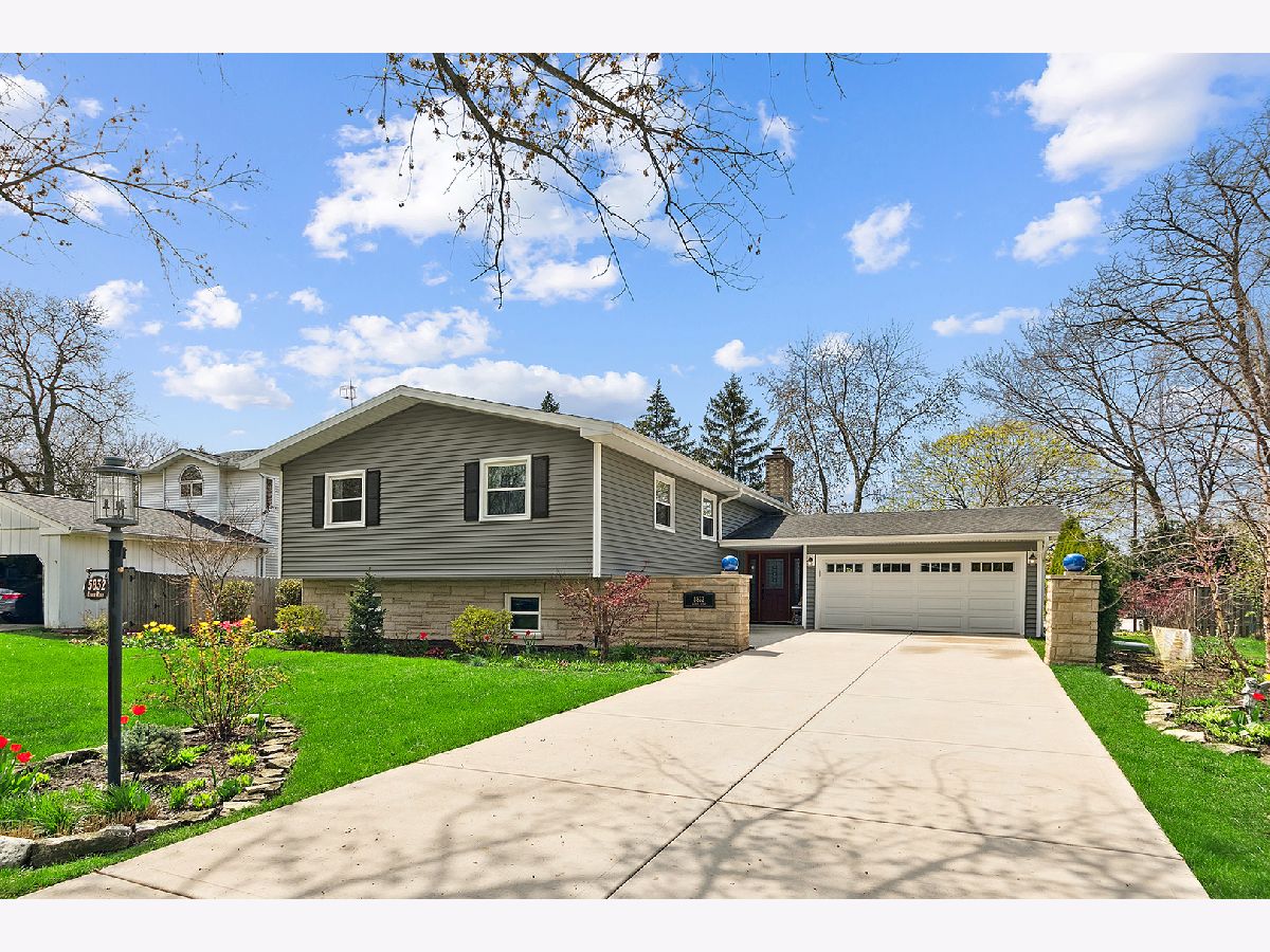 Homes & Townhomes Sold Meadows Lisle Illinois, 5832 Lenox
