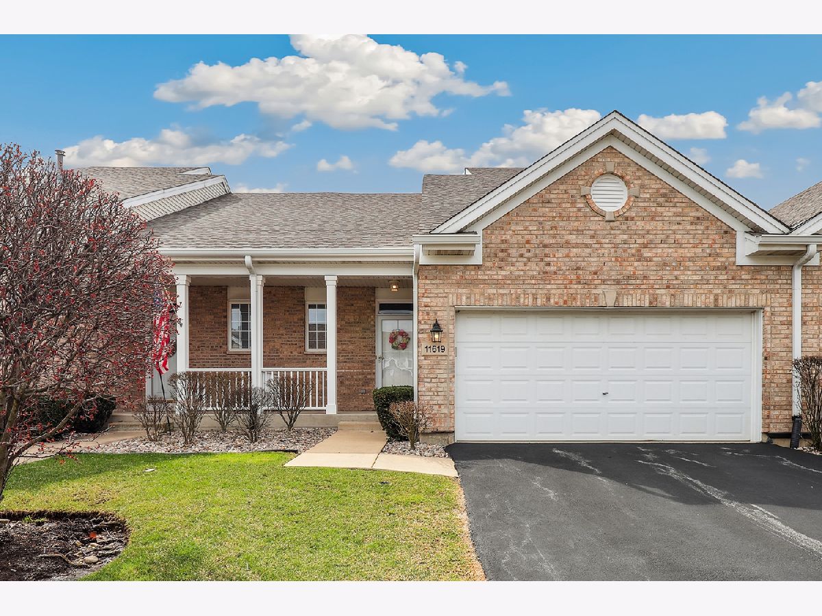 Homes & Condos & Townhomes Sold Marley Creek Orland Park Illinois, 11619 Lake Shore