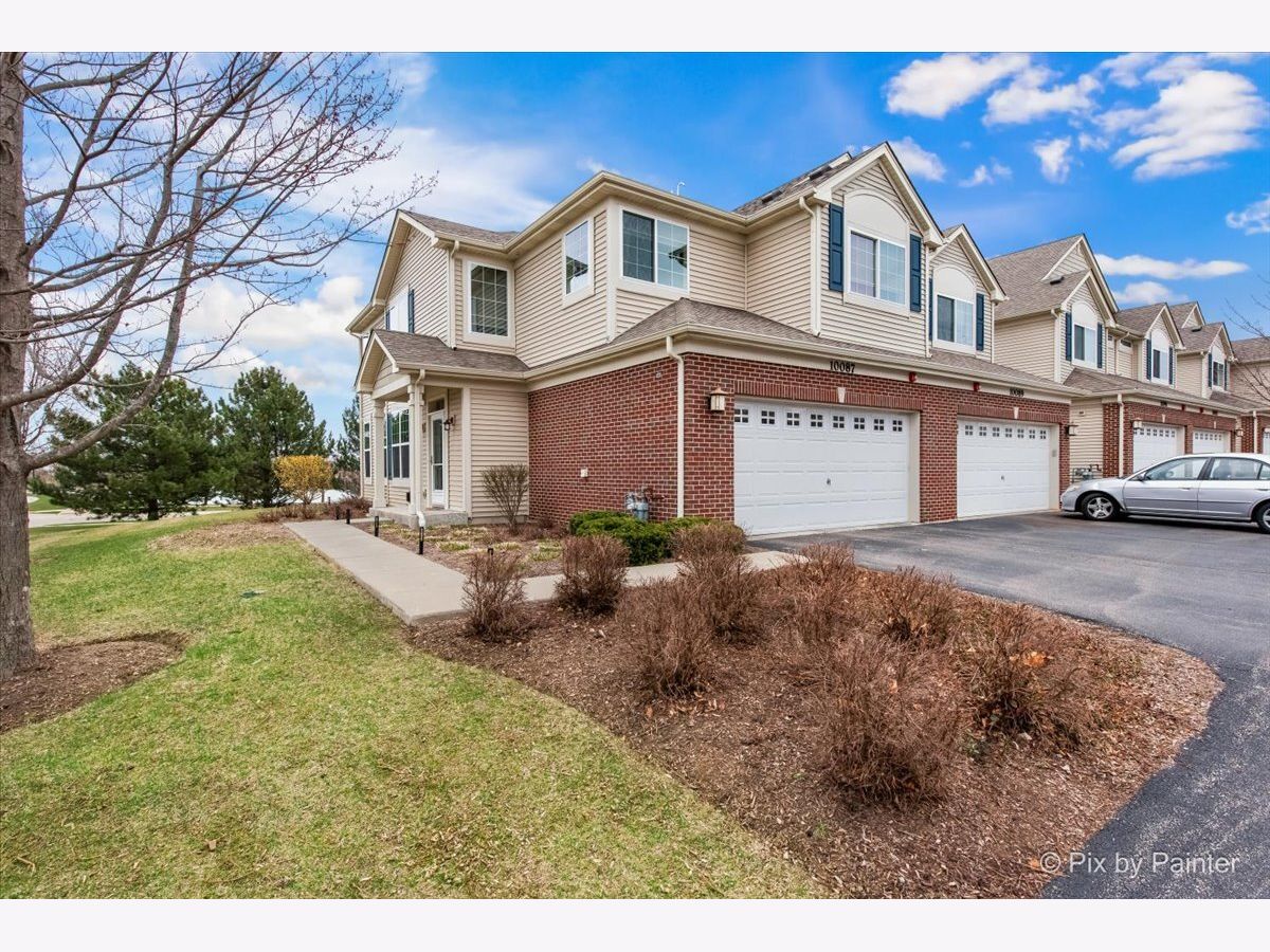  Rented Huntley Illinois, 10087 Cummings