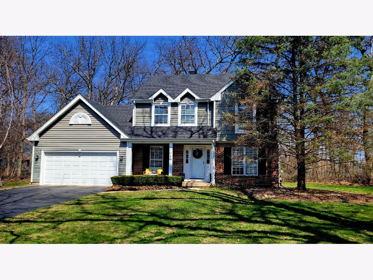 Homes Sold Walnut Hills Bartlett Illinois, 714 Red Oak