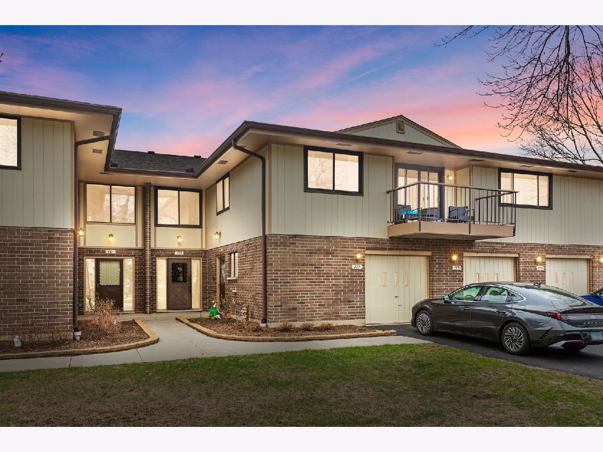 Townhomes & Homes Sold Weathersfield North Schaumburg Illinois, 775 Whalom