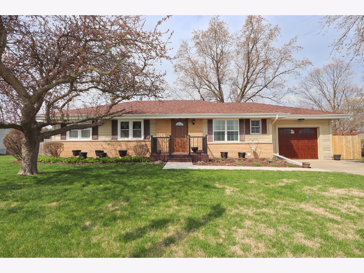 Rented Morris Illinois, 1050 Southmor