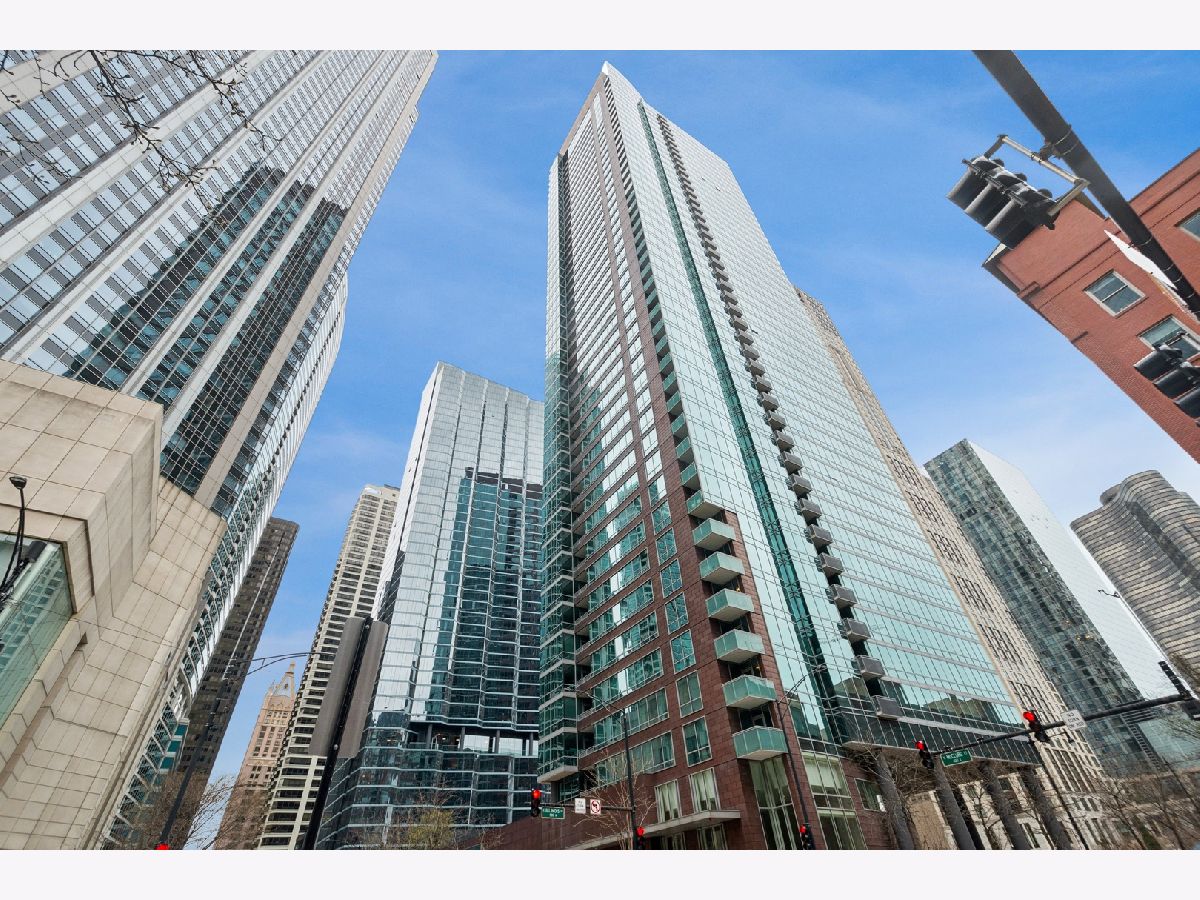 Condos & Townhomes Sold Parkview Condominiums Chicago Illinois, 505 Mcclurg