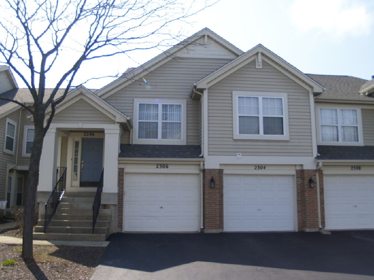 Townhomes Rented Parkside At Countryside Aurora Illinois, 2306 Scott