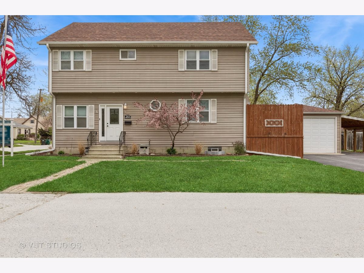  Sold Thornton Illinois, 213 Hunter