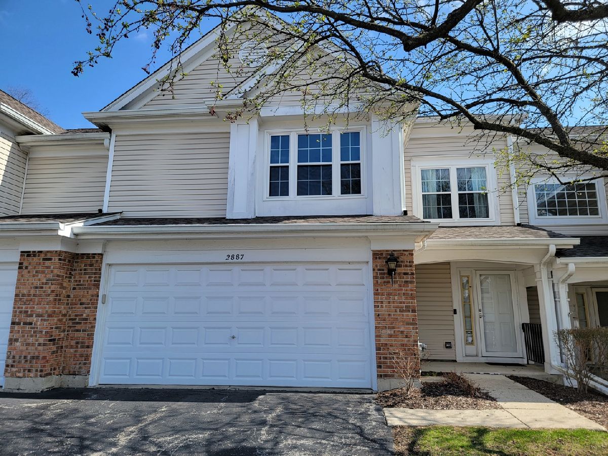 Townhomes & Condos Sold Towne Place West Schaumburg Illinois, 2887 Belle