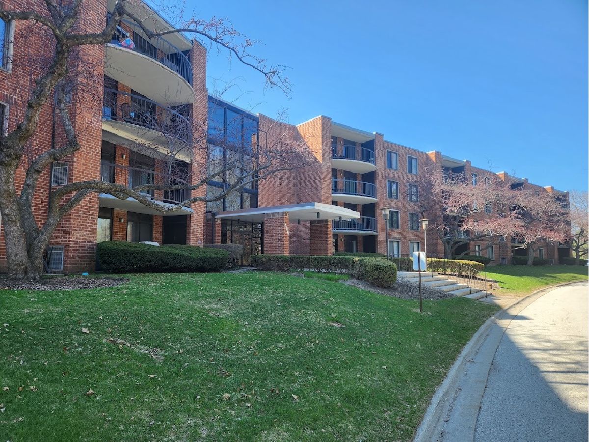 Condominiums Sold Dana Point Arlington Heights Illinois, 1615 Central