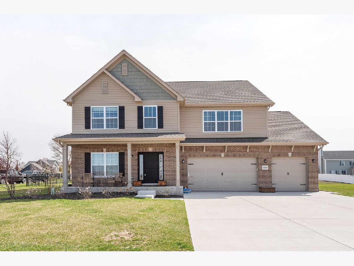 Homes & Townhomes Sold Highlands Channahon Illinois, 26833 Old Kerry
