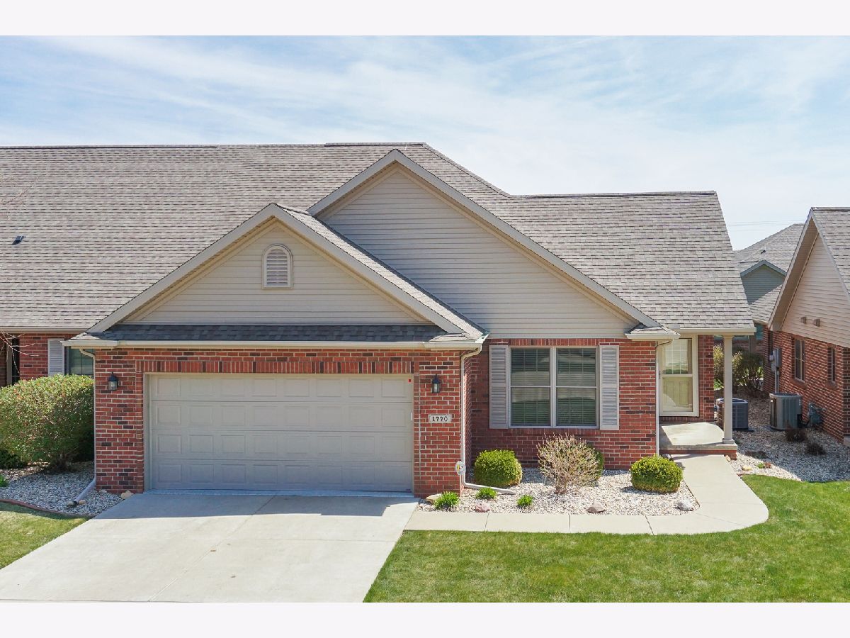 Condos & Townhomes Sold Evergreen Village Normal Illinois, 1770 Conifer