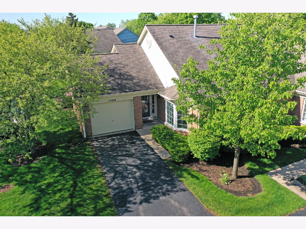 Condominiums Sold Luther Village Arlington Heights Illinois, 1244 Luther