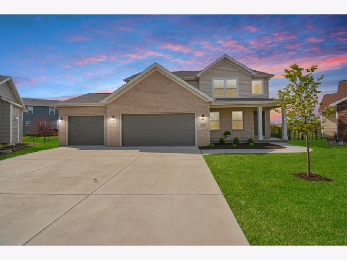 Homes Sold Wintergreen Normal Illinois, 1817 Pfitzer