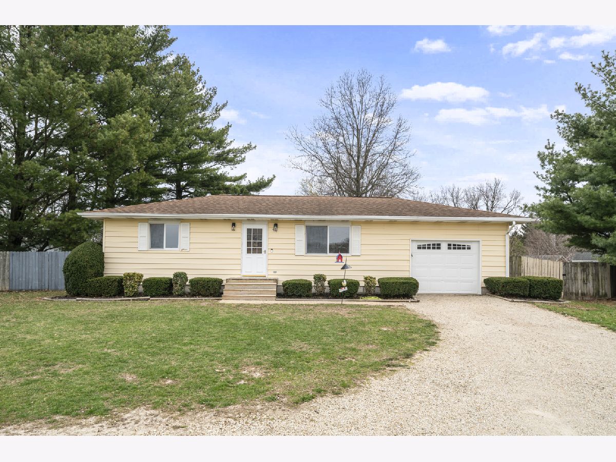  Sold Paw Paw Illinois, 417 Maple