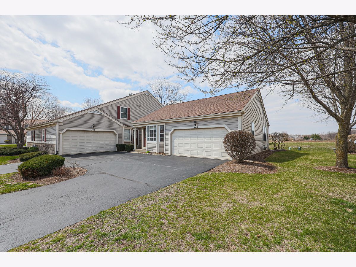 Townhomes & Homes Sold Deerpass Marengo Illinois, 764 Village