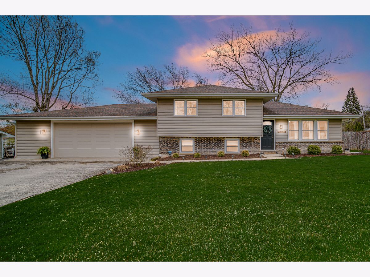 Homes Sold Woodlands West Chicago Illinois, 29W125 Bolles