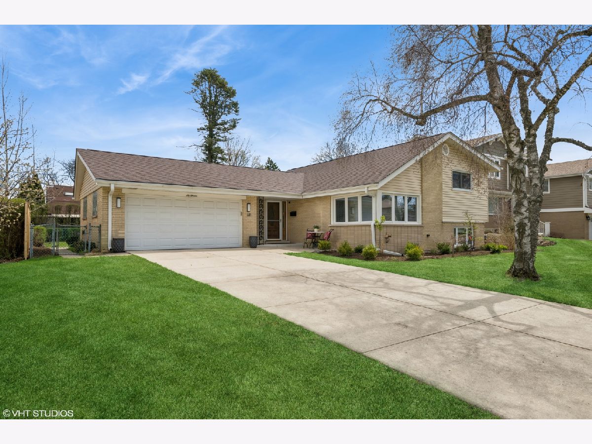 Homes & Townhomes & Condos Sold Lions Park Mount Prospect Illinois, 611 George