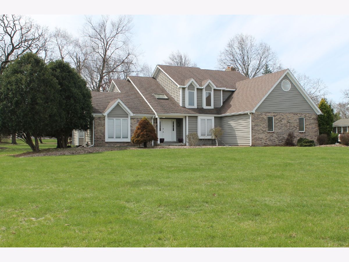 Homes Sold Wyndmuir Ridge Crystal Lake Illinois, 671 Old Westbury