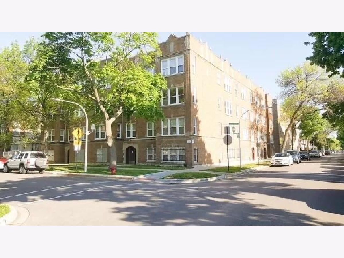 Homes & Condos & Townhomes Rented Kelvyn Park Chicago Illinois, 4306 Shakespeare