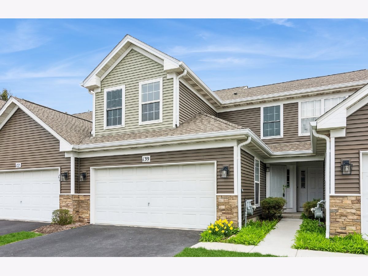 Townhomes & Condos Sold Wildspring Itasca Illinois, 139 Millers