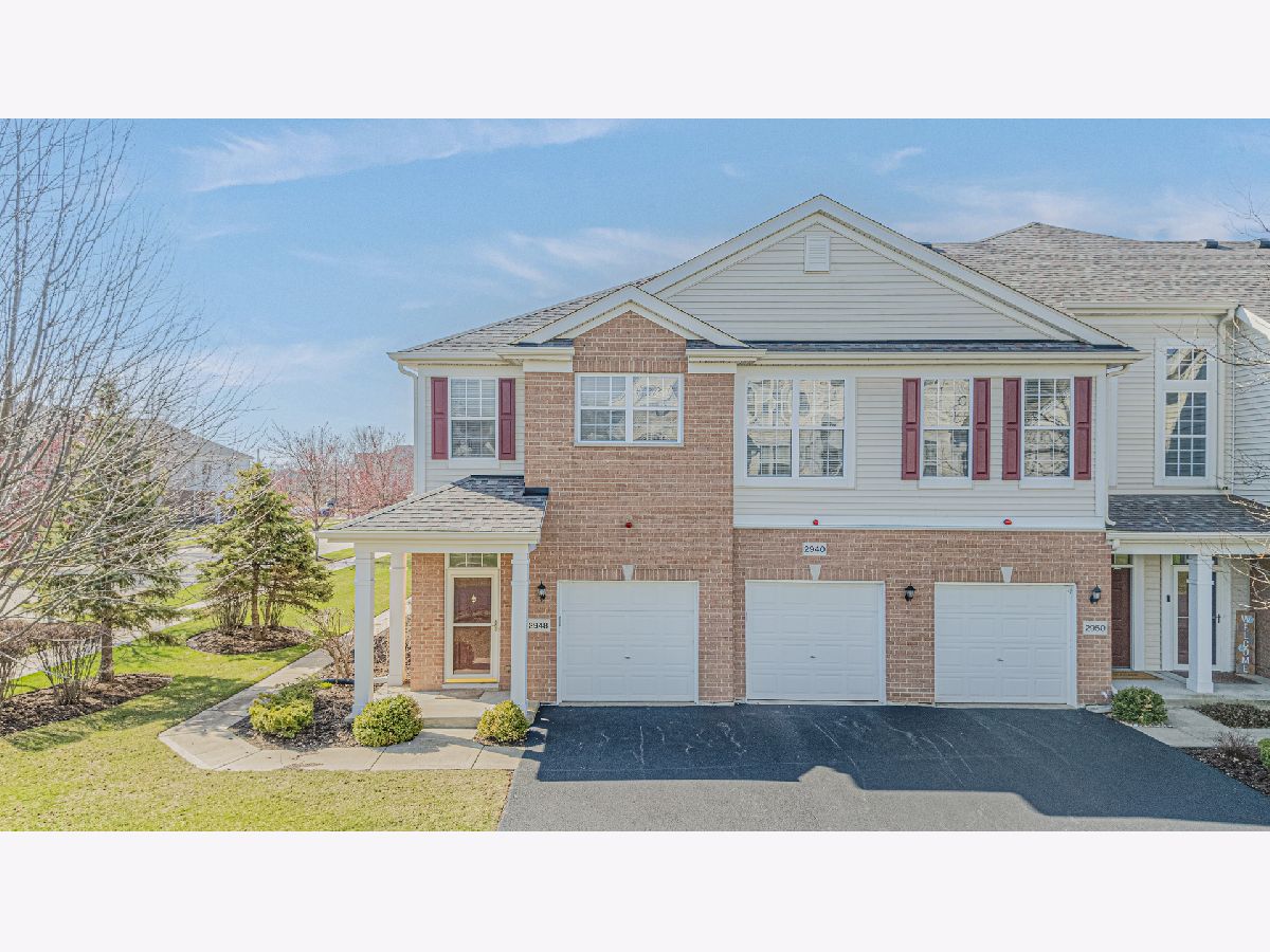 Townhomes & Condos & Homes Sold Midlane Club Wadsworth Illinois, 2948 Concord