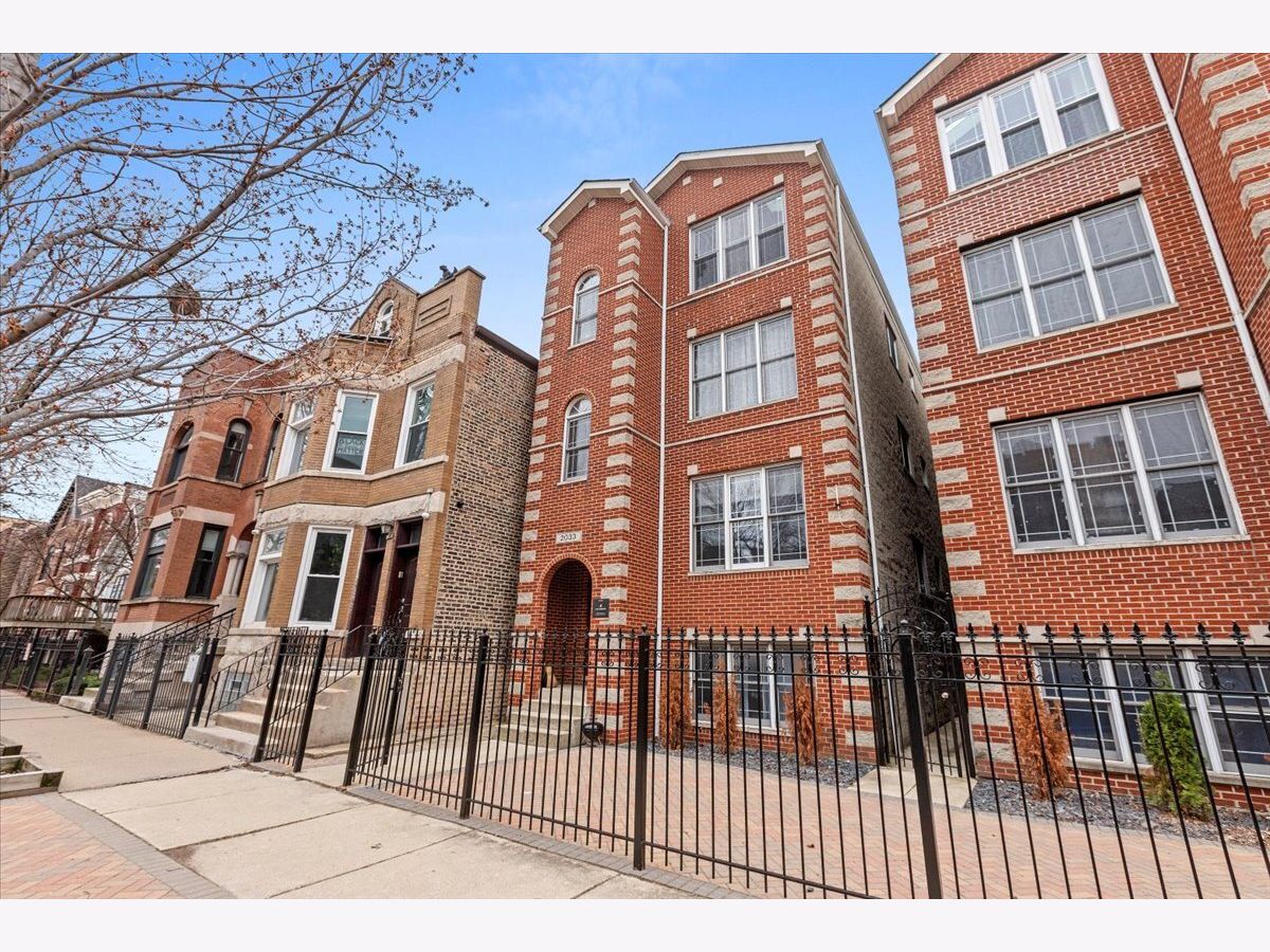 Condos & Townhomes & Homes Rented Ukrainian Village Chicago Illinois, 2033 Huron