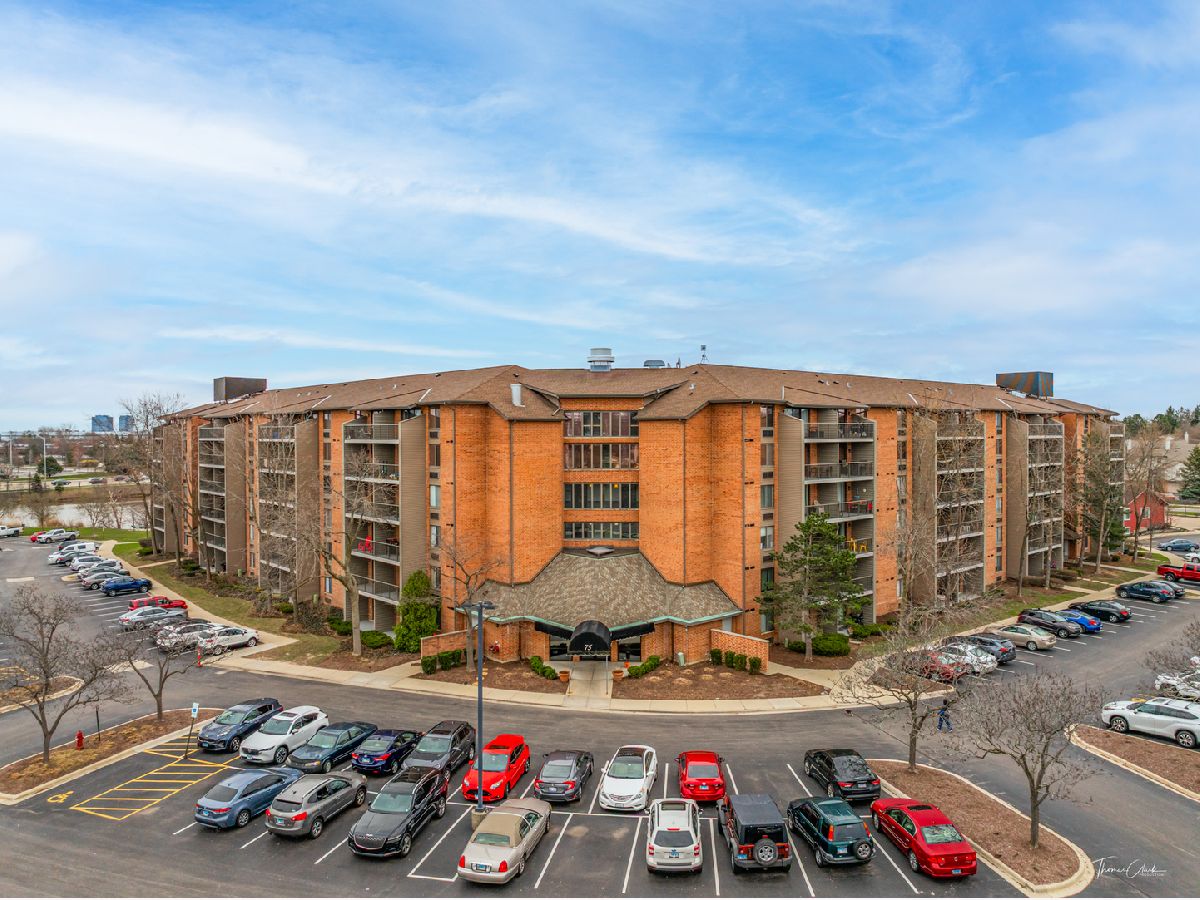  Sold Schaumburg Illinois, 75 Kristin