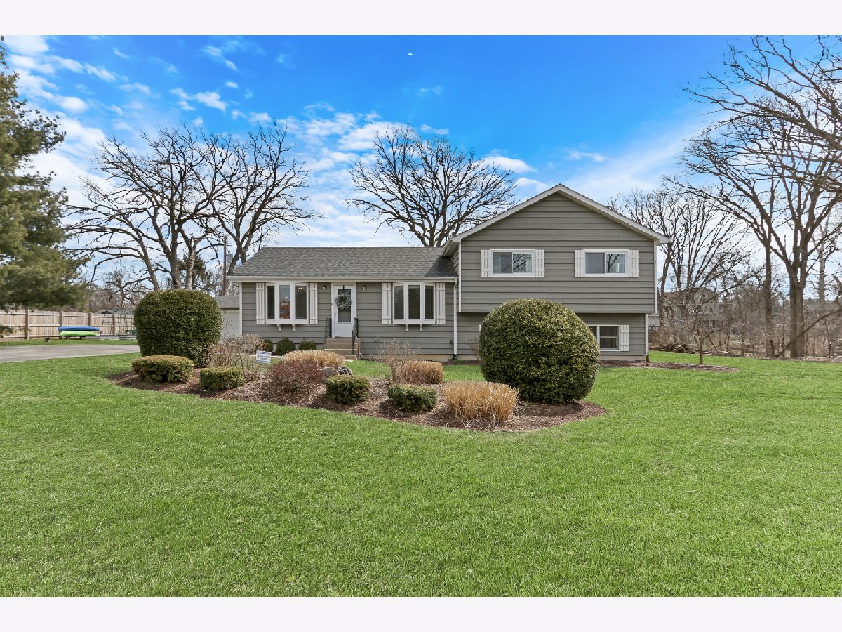 Homes Sold East Loon Lake Shore Antioch Illinois, 40231 Donald