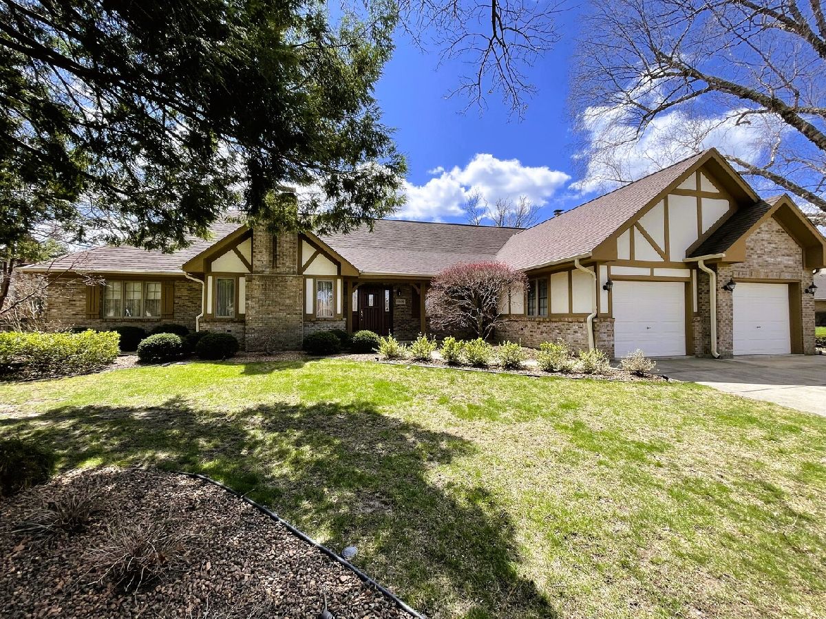 Homes Sold Country Trails Palos Heights Illinois, 12323 Spruce