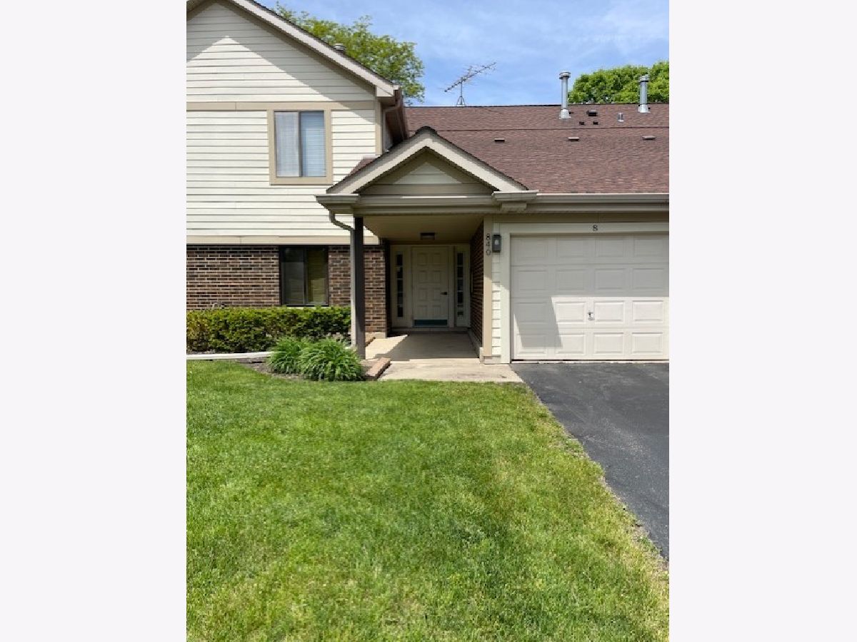 Condos & Townhomes Sold Kingsbrooke Palatine Illinois, 840 Coach