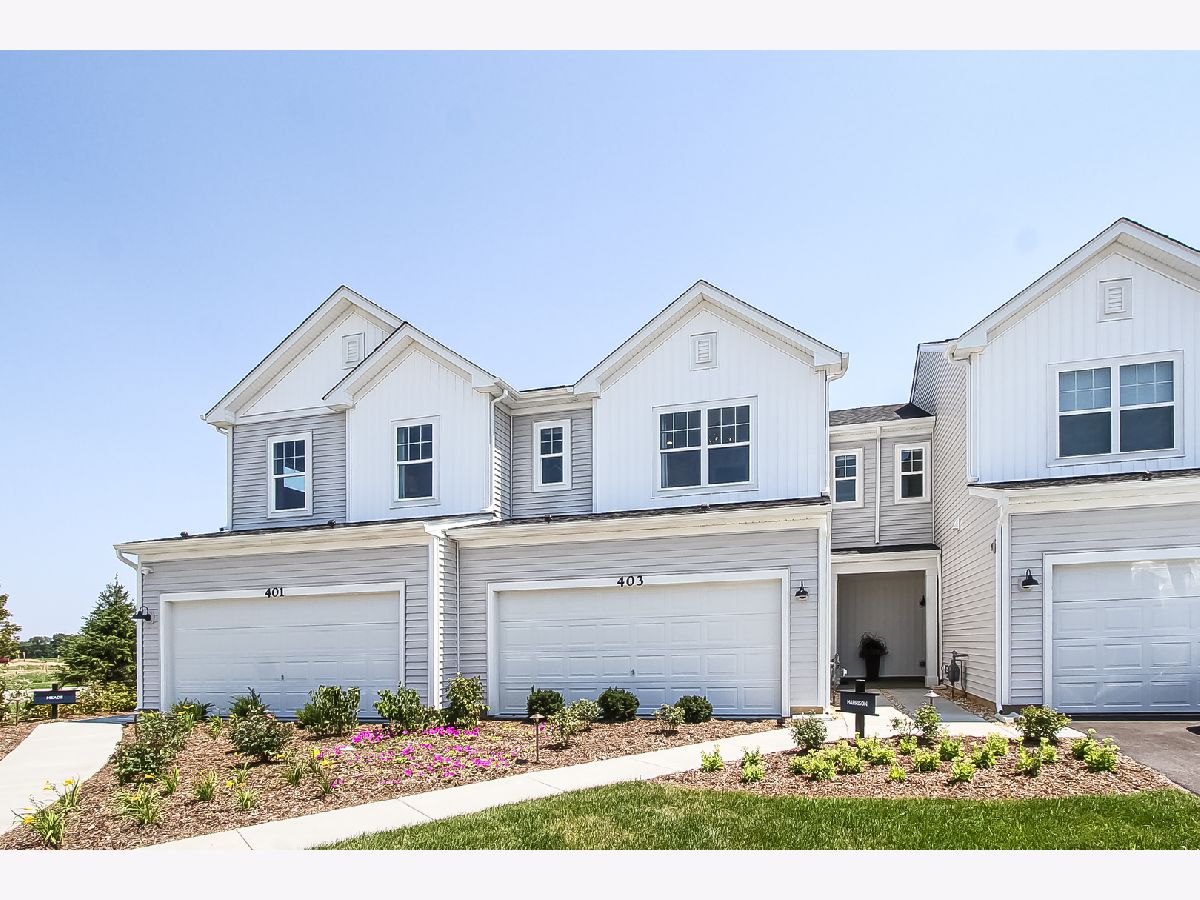 Condos & Townhomes Sold The Townes At Becketts South Elgin Illinois, 242 Kingsport