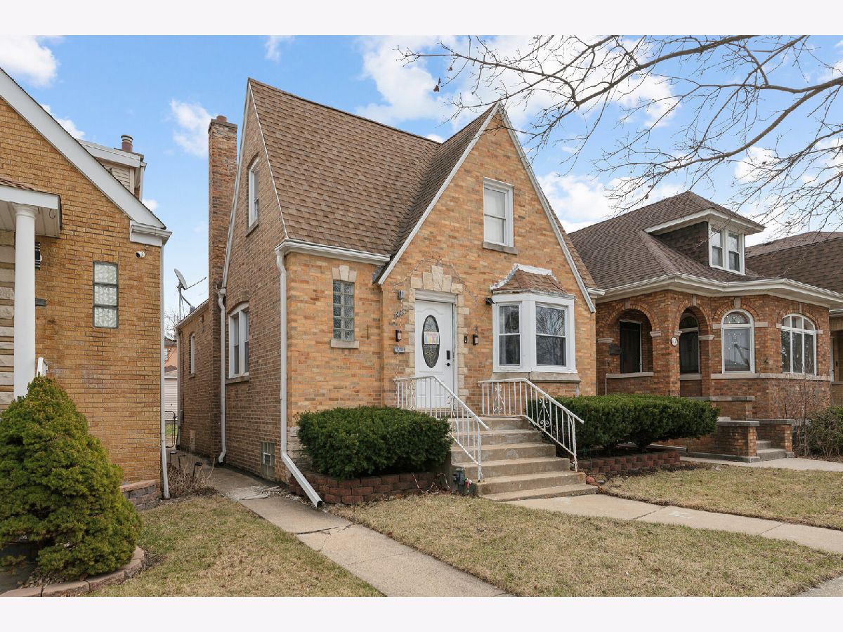 Homes & Condominiums Sold Belmont Heights Chicago Illinois, 3449 Oak Park
