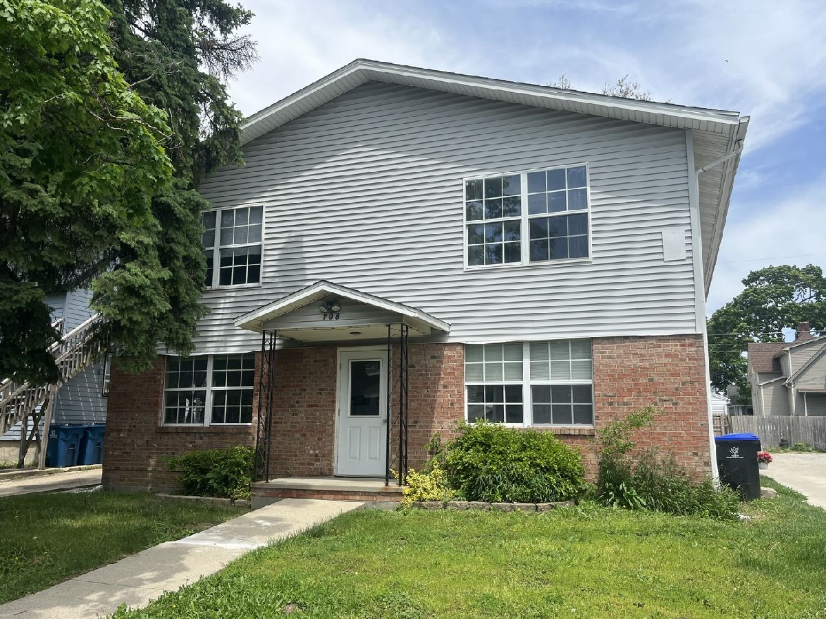  Sold Bloomington Illinois, 708 Douglas