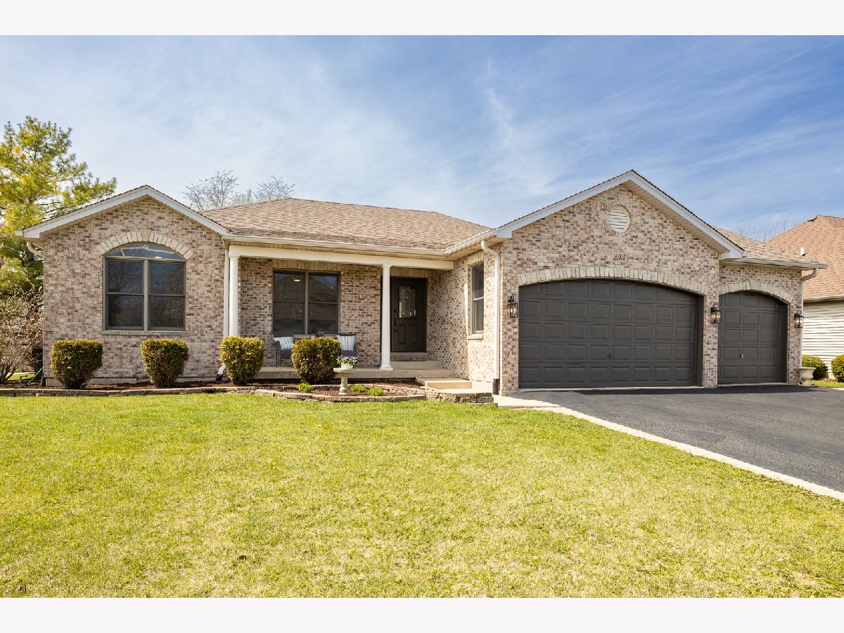 Homes & Townhomes Sold Deerpath Creek Oswego Illinois, 293 Prairieview