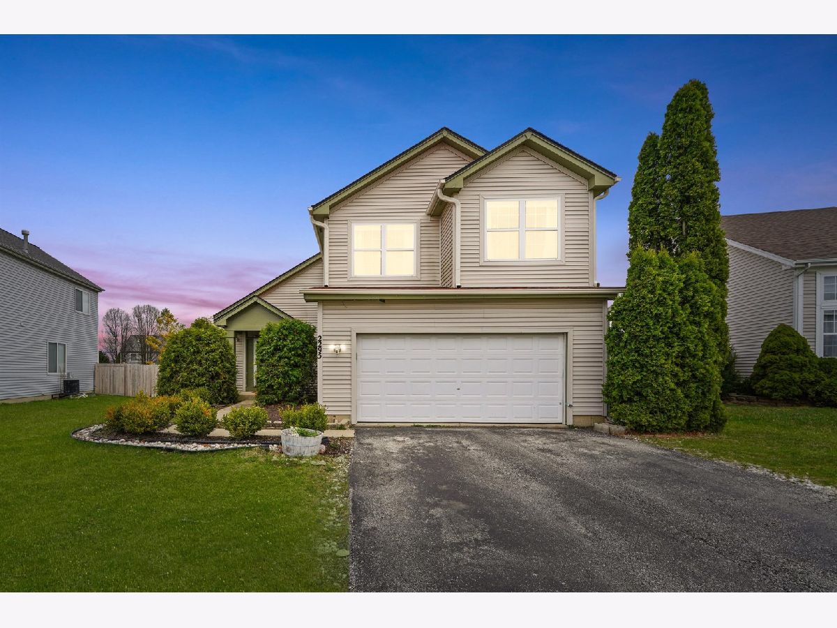 Homes Sold Silver Oaks Round Lake Beach Illinois, 2295 Salem