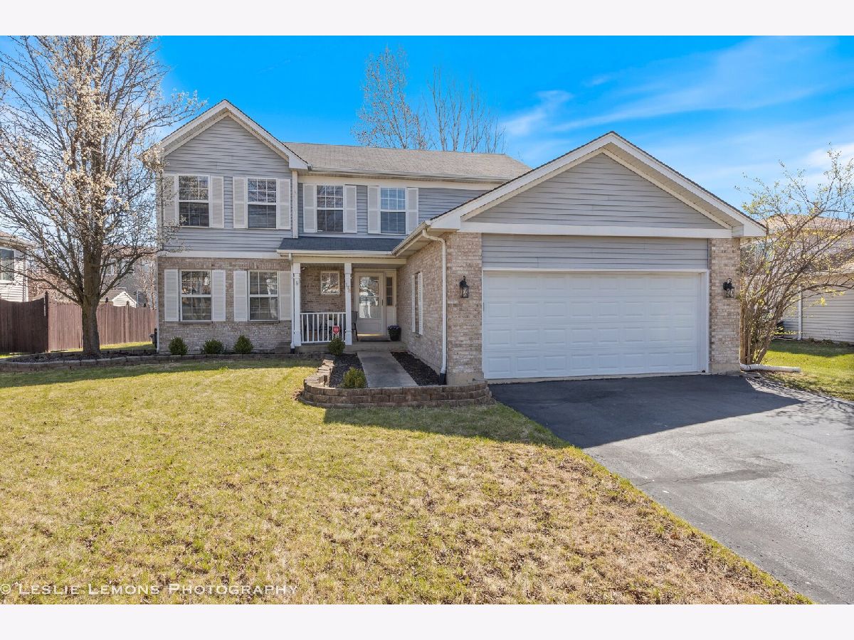Homes Sold Hickory Oaks Bolingbrook Illinois, 180 Chestnut