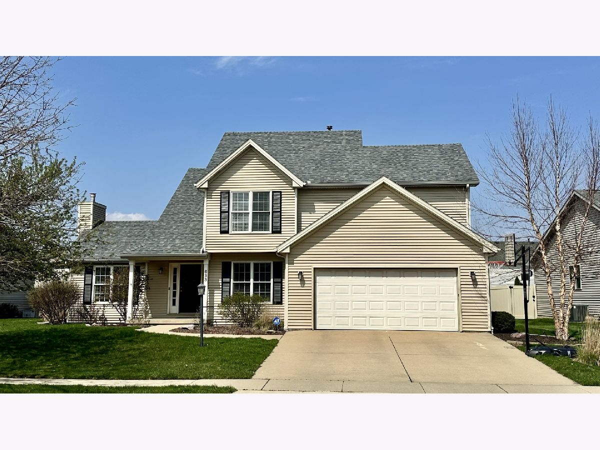 Homes & Townhomes & Condos Sold Sawgrass Champaign Illinois, 633 Sedgegrass