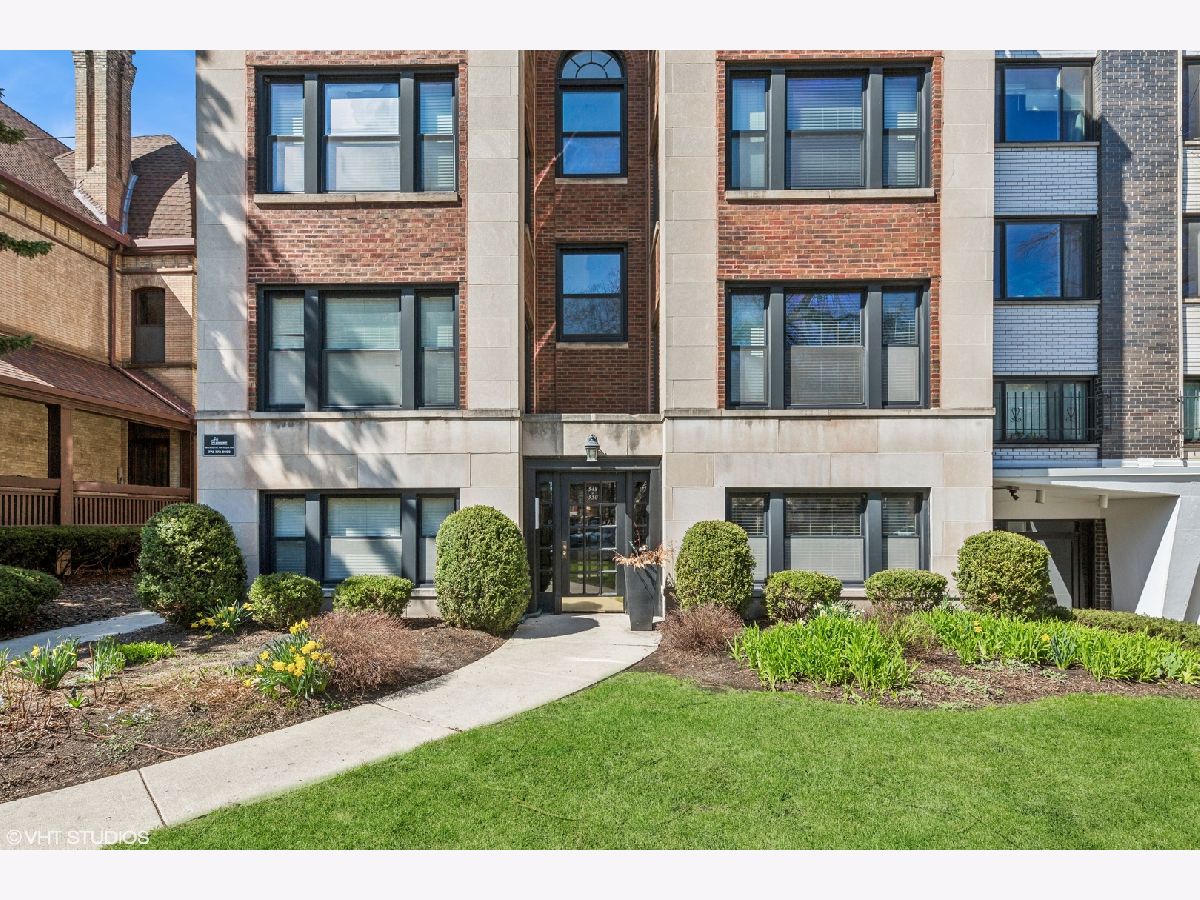 Condominiums Sold Deming Flats Chicago Illinois, 548 Deming