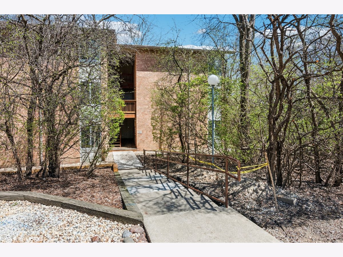 Condos & Townhomes For Sale Four Lakes Lisle Illinois