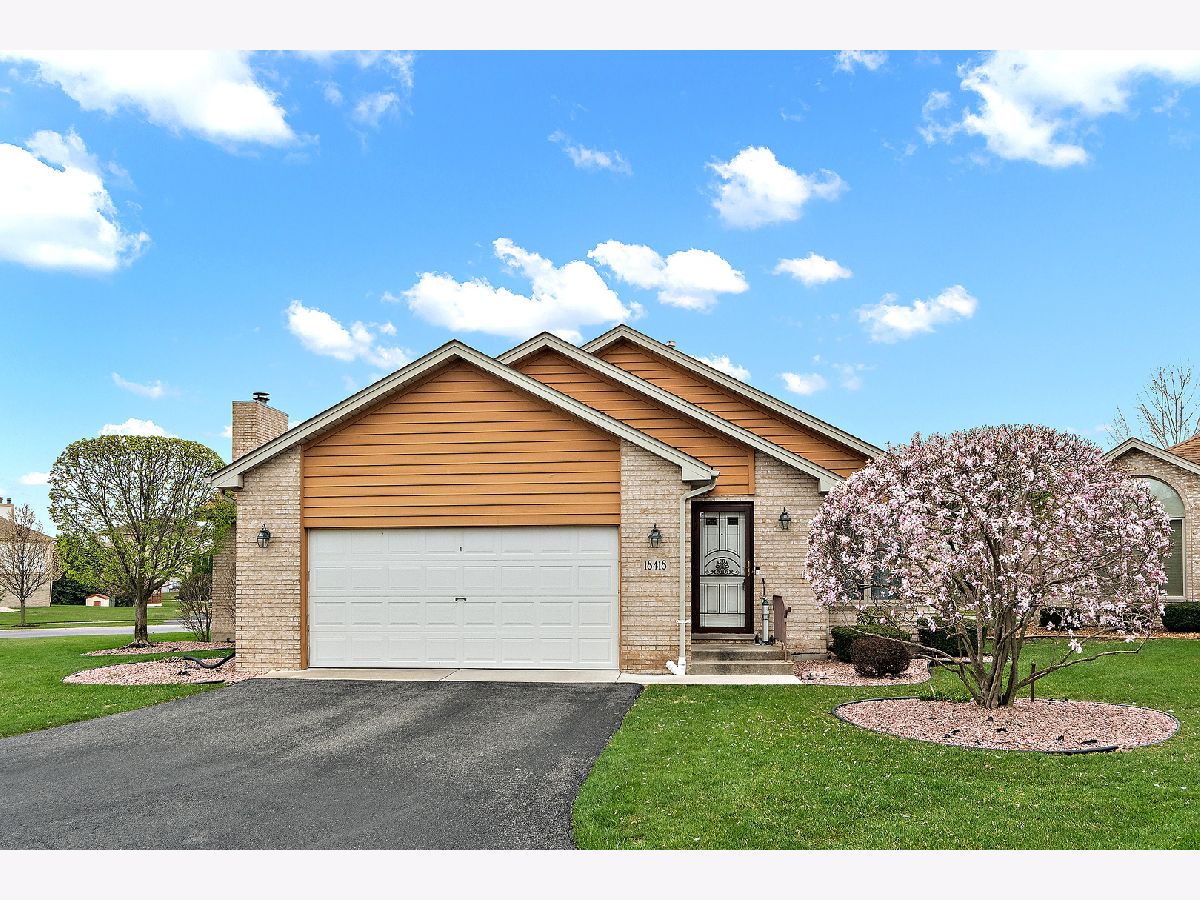 Condos & Townhomes & Homes Sold Misty Pines Tinley Park Illinois, 18418 Pine Lake