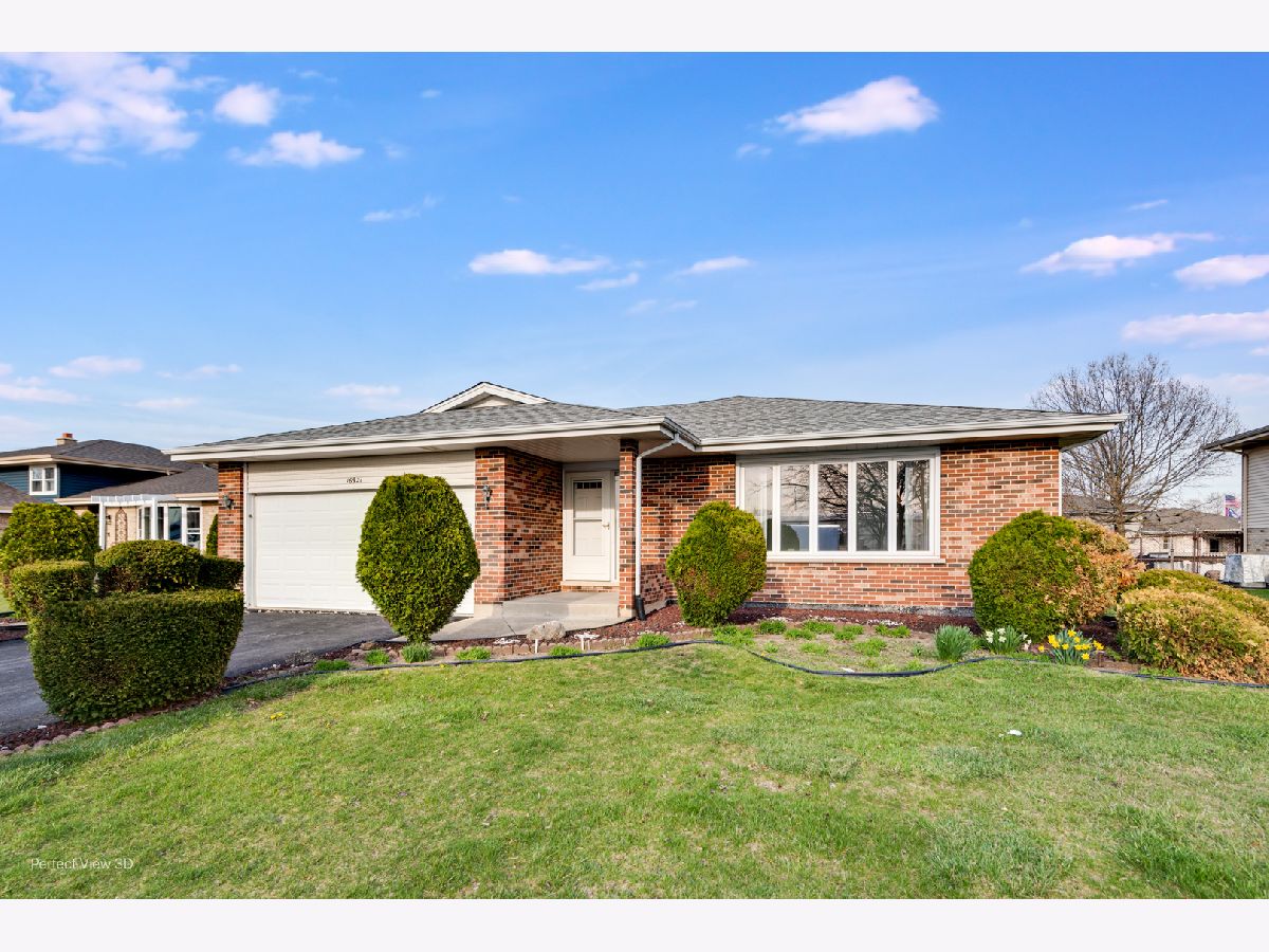Condominiums & Homes Sold Cherry Creek Tinley Park Illinois, 16921 84th