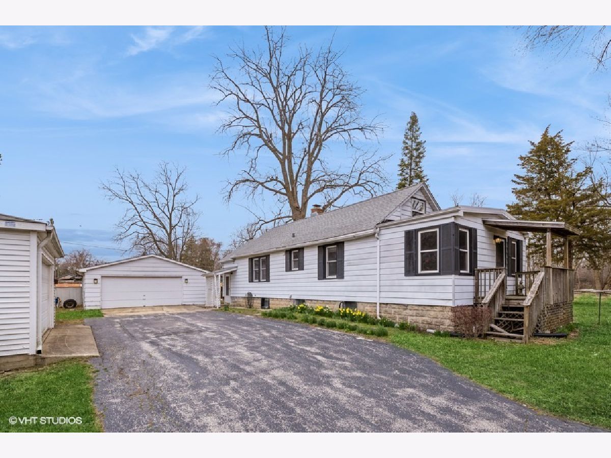  For Sale Beach Park Illinois, 37956 New York Avenue