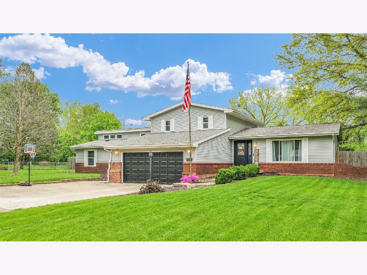 Homes & Condos & Townhomes Sold Timber View Mahomet Illinois, 304 Timberview