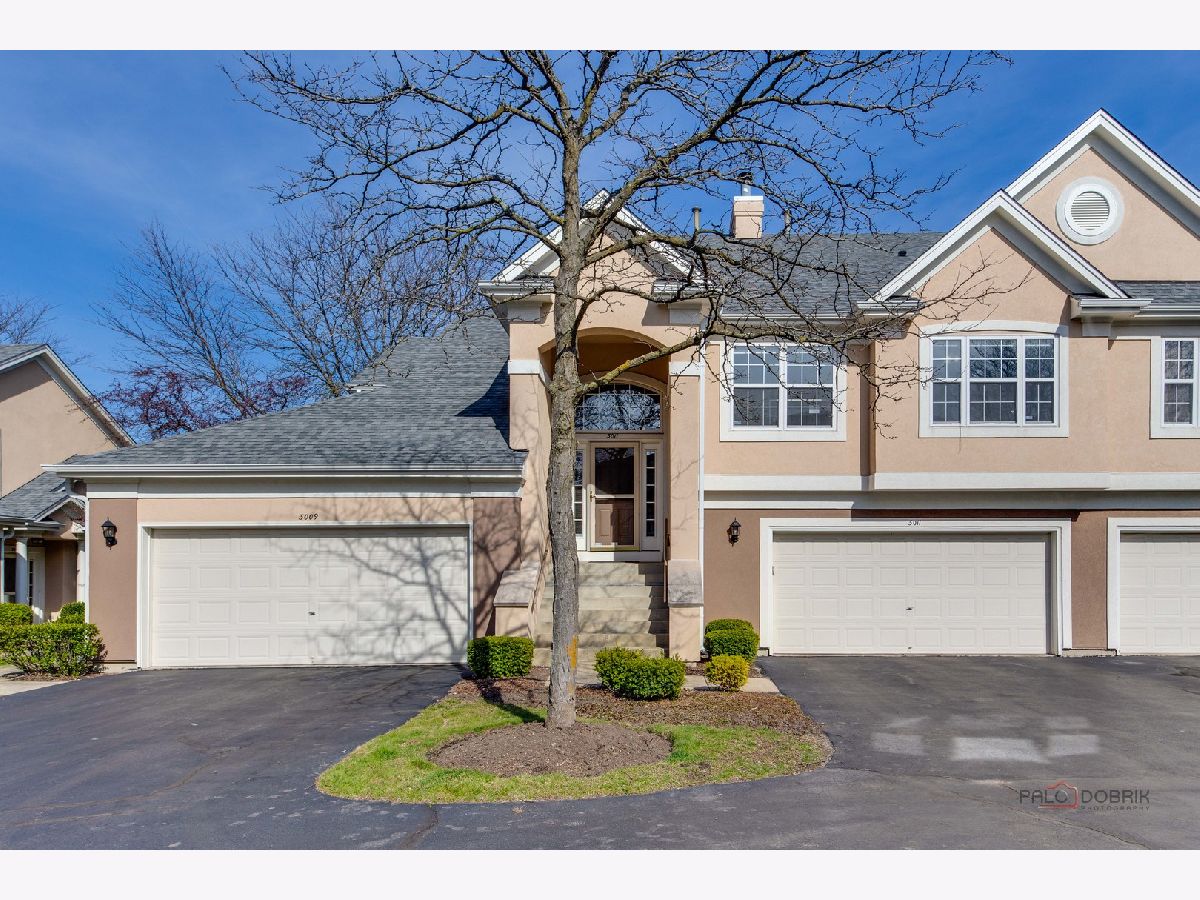 Townhomes & Condos Sold Princeton Club Glenview Illinois, 3011 Lexington