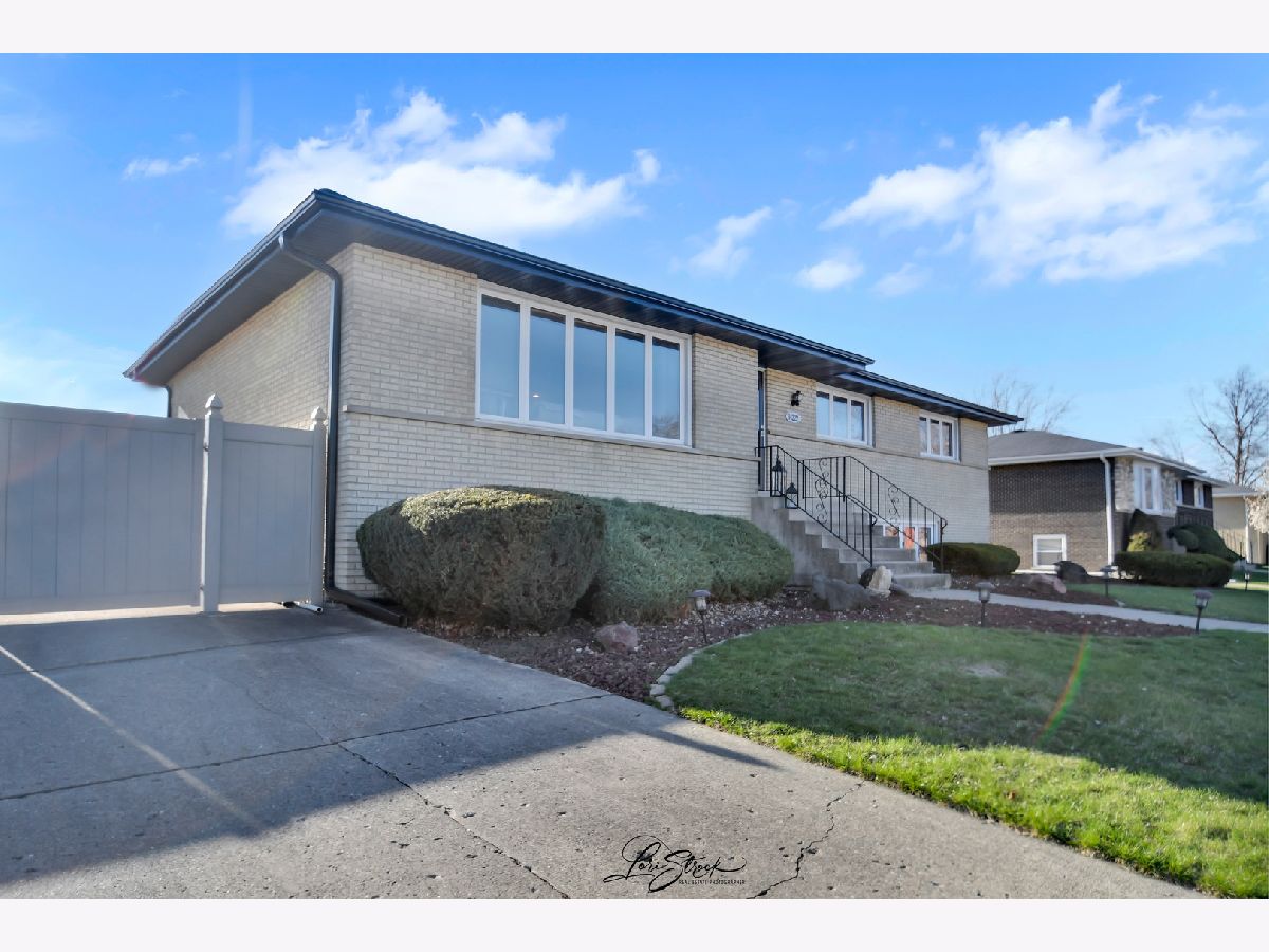 Condos & Townhomes & Homes Sold Clearview Orland Park Illinois, 14222 Timothy