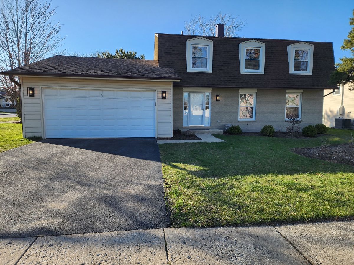 Homes Sold Oakwood Westmont Illinois, 829 Oakwood
