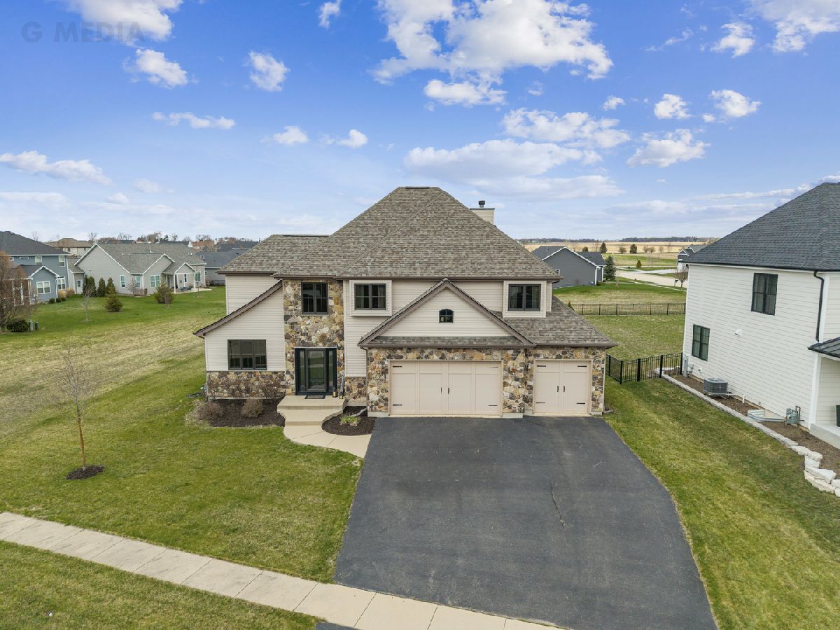 Homes Sold Sycamore Creek Sycamore Illinois, 1117 Heron Creek