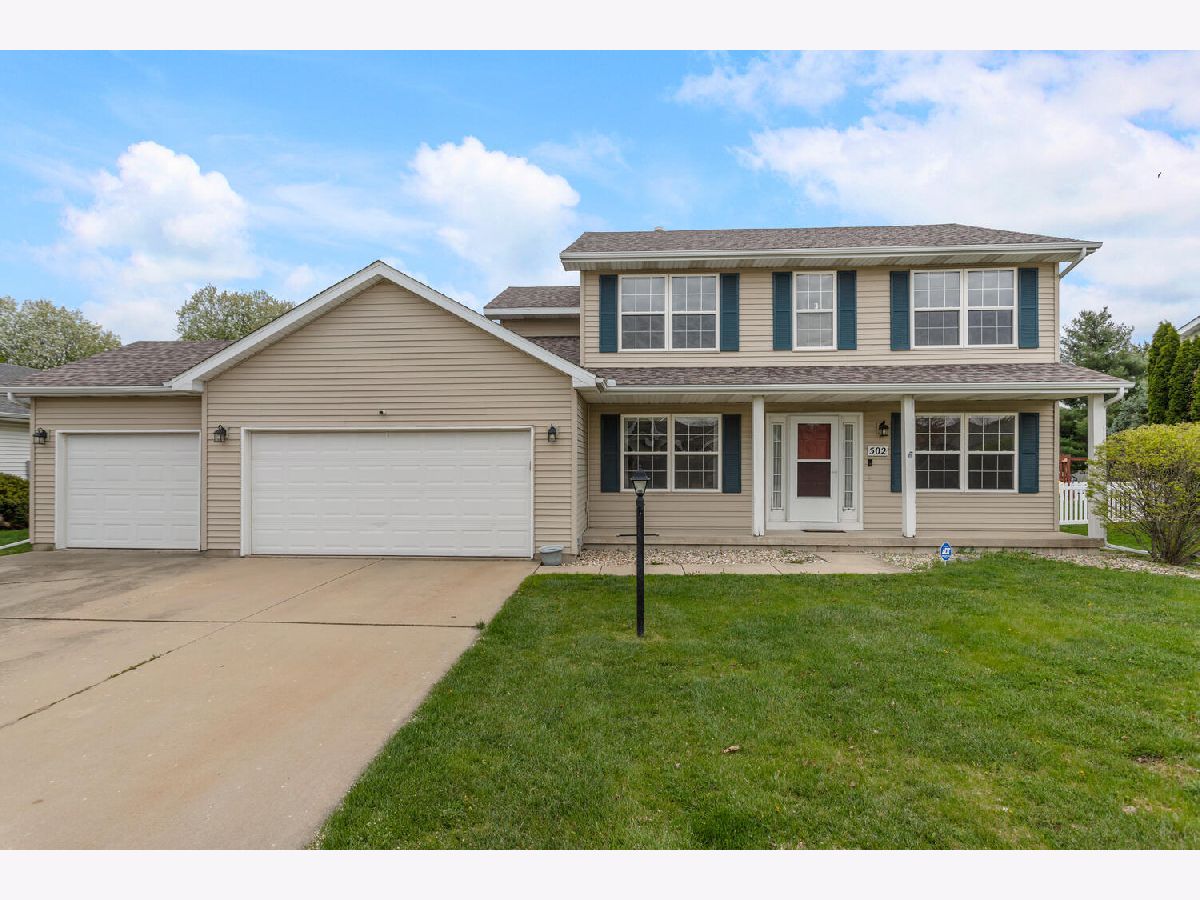 Homes & Condos & Townhomes Sold Arbor Meadows Savoy Illinois, 502 Wesley