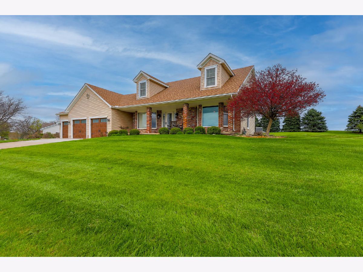  Sold El Paso Illinois, 554 Fairway