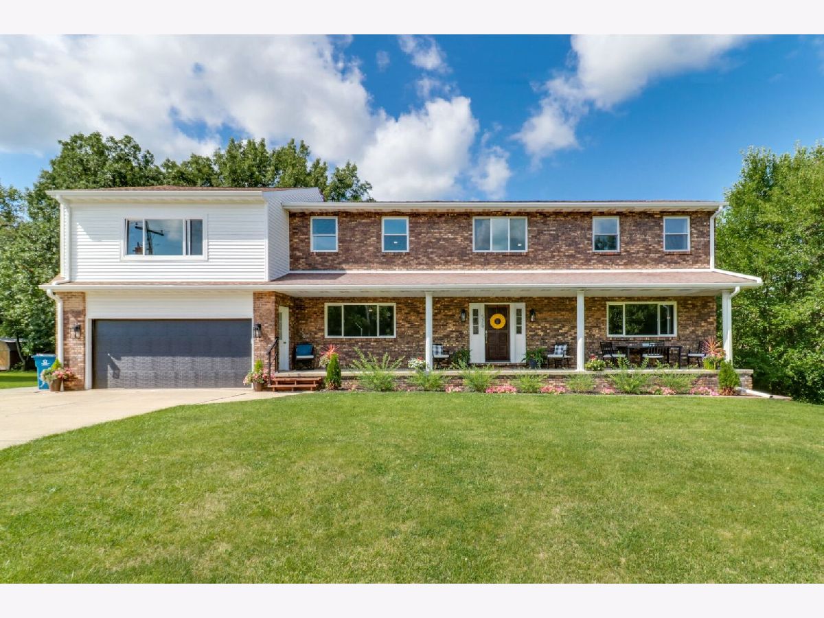  Sold Mackinaw Illinois, 525 Heritage