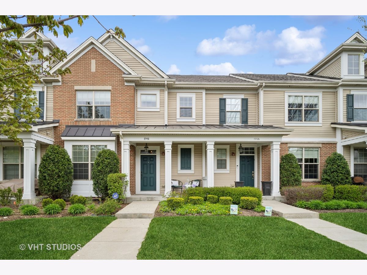 Townhomes & Homes Sold Westgate At The Glen Glenview Illinois, 1981 Dauntless