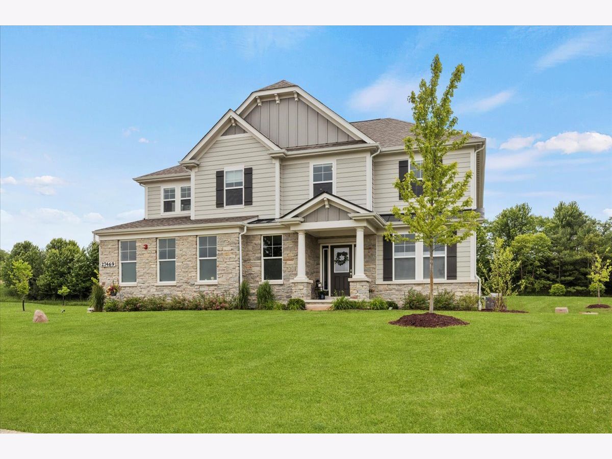 Homes Sold Tallgrass Lake Barrington Illinois, 27469 Junegrass